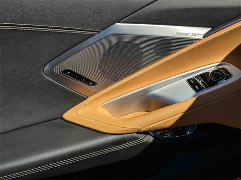 Used 2020 Chevrolet Corvette Stingray Preferred Cpe w/ 2LT Preferred Equipment Group image 16