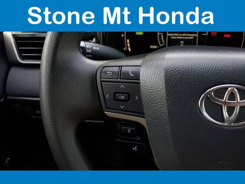 Used 2025 Toyota Camry LE FWD image 21