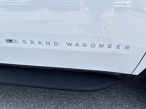 New 2026 Jeep Grand Wagoneer L 4WD image 12