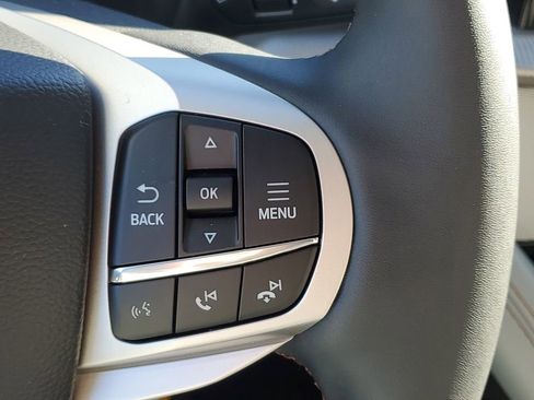 New 2026 Ford Explorer Active w/ Active Comfort Package image 14