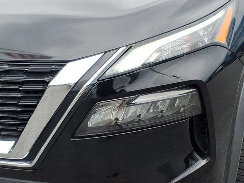 Used 2023 Nissan Rogue S FWD image 8