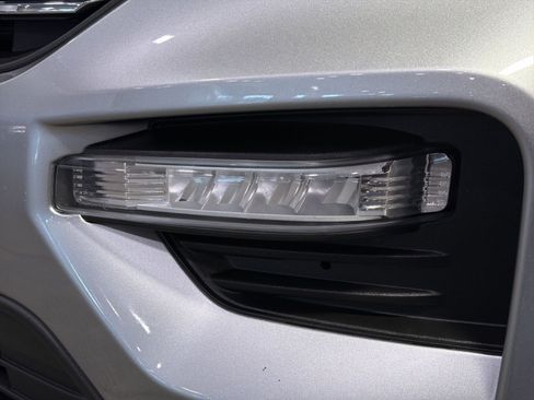 Used 2024 Ford Explorer XLT w/ Equipment Group 202A AWD/4WD image 14