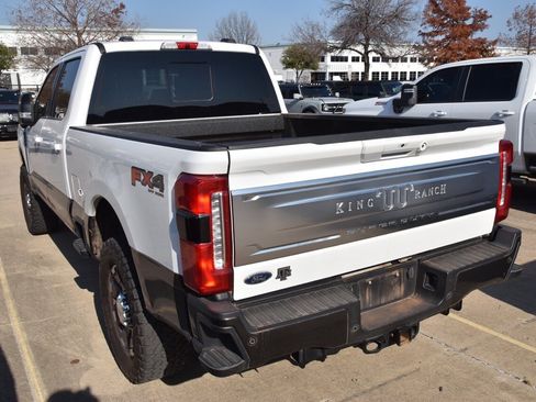 Used 2024 Ford F250 King Ranch w/ FX4 Off-Road Package image 9