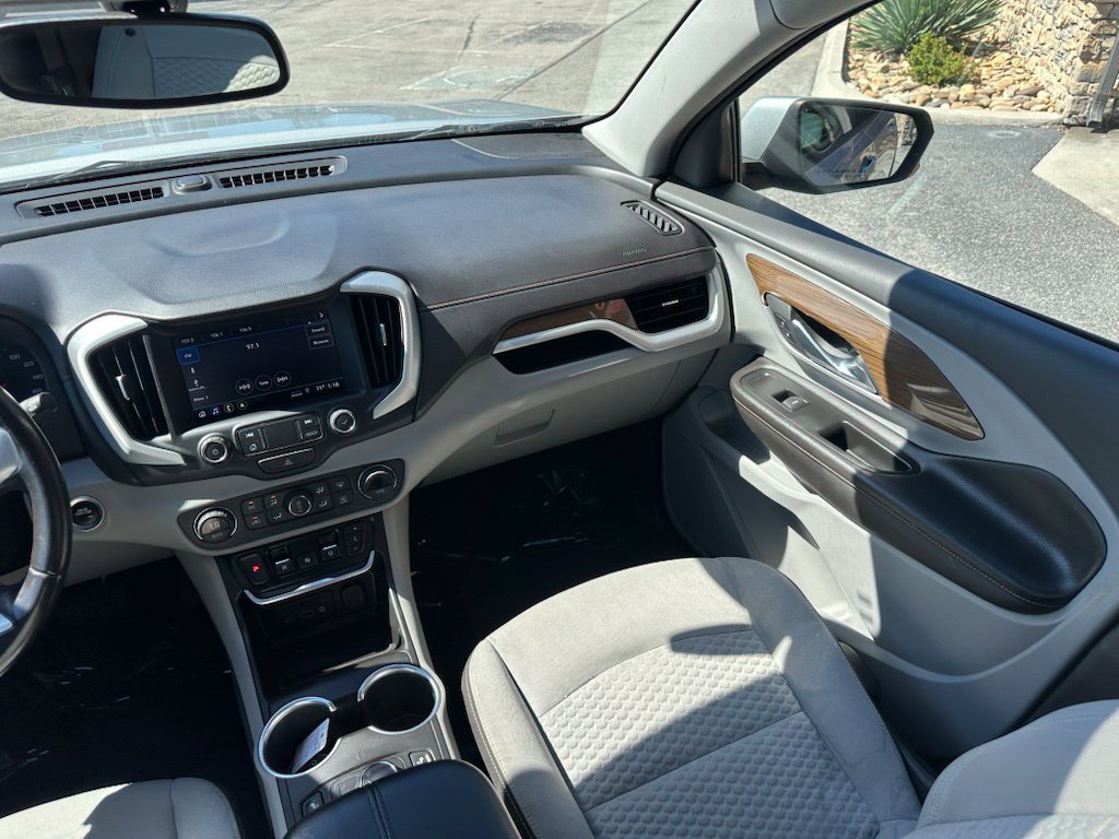 Used 2019 GMC Terrain SLE w/ Driver Convenience Package FWD image 32