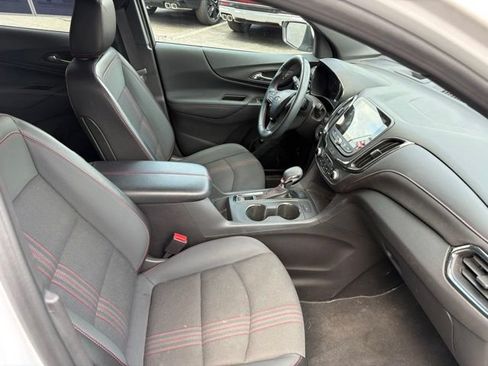Used 2024 Chevrolet Equinox RS AWD/4WD image 12