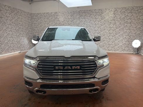 Used 2022 RAM 1500 Limited AWD/4WD image 2