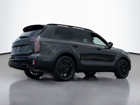 Used 2025 Kia Telluride EX X-Line AWD/4WD image 2