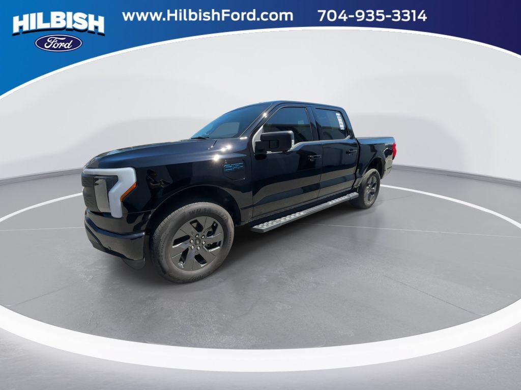 Used 2025 Ford F150 Lightning Flash AWD/4WD image 4