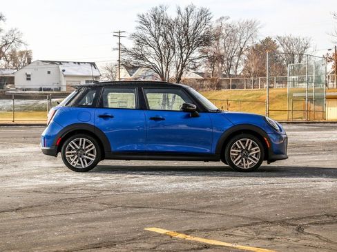 Used 2026 MINI Cooper S FWD image 6