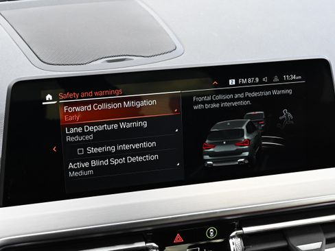 Certified 2024 BMW X3 sDrive30i w/ Convenience Package w/ZPA image 17