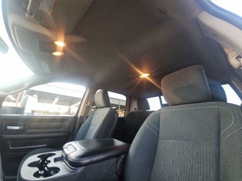 Used 2019 RAM 3500 Tradesman image 11