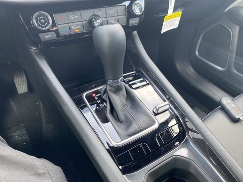 New 2026 Jeep Compass Latitude image 30