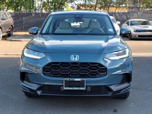 Used 2024 Honda HR-V LX image 2