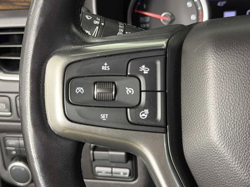 Used 2021 Chevrolet Tahoe Premier w/ Premium Package image 26