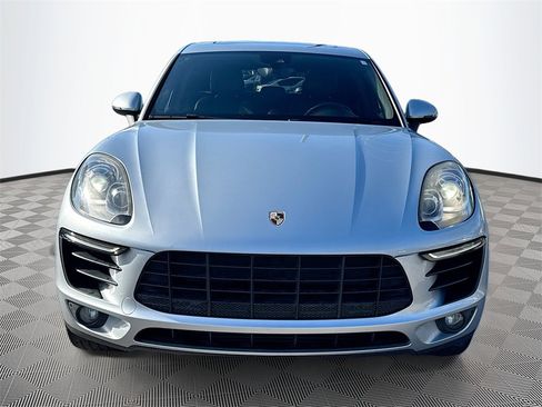 Used 2018 Porsche Macan image 2
