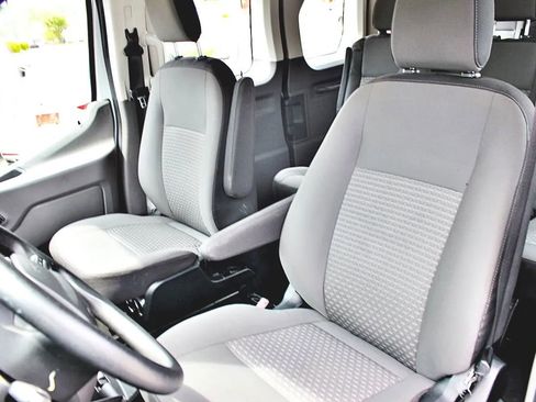 Used 2020 Ford Transit 350 XLT image 17