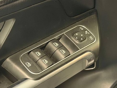 Certified 2022 Mercedes-Benz GLB 250 4MATIC image 16
