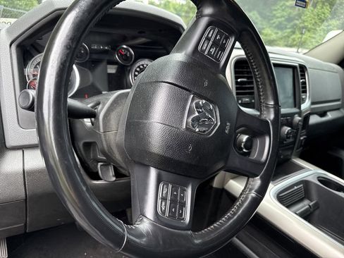 Used 2018 RAM 1500 Big Horn AWD/4WD image 3