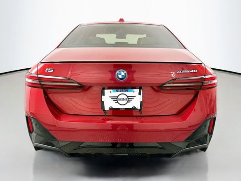 Used 2025 BMW i5 eDrive40i w/ M Sport Package image 6