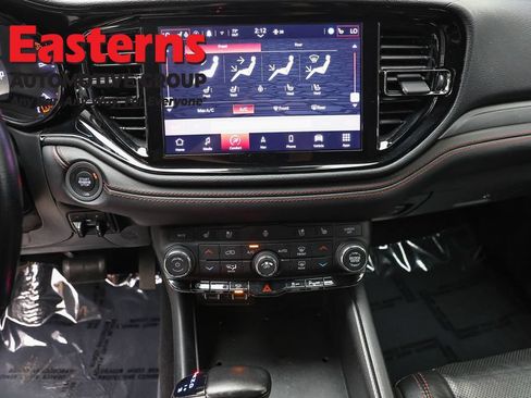 Used 2024 Dodge Durango GT RWD image 12