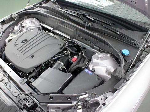 New 2026 Volvo XC60 B5 Plus w/ Protection Package Premier image 27