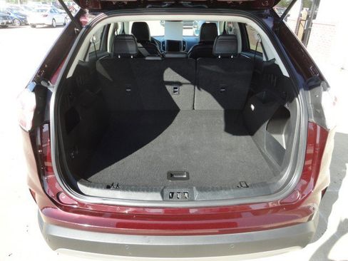 Used 2024 Ford Edge SEL image 13