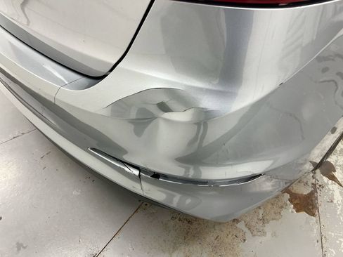 Used 2017 Hyundai Elantra SE FWD image 33