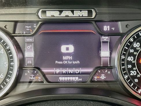 Used 2022 RAM 1500 Laramie AWD/4WD image 15