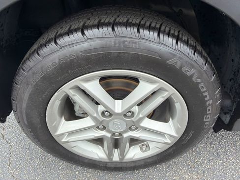 Used 2019 Hyundai Kona SE FWD image 17
