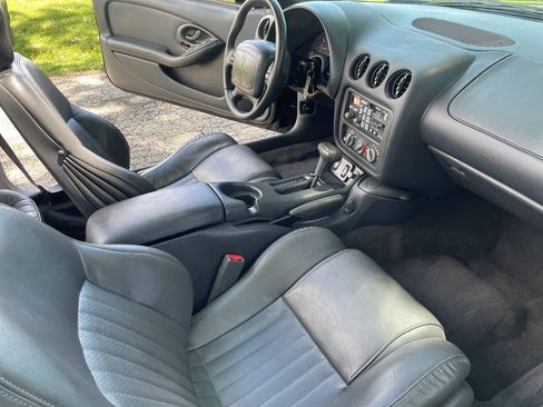 Used 1999 Pontiac Firebird Trans Am RWD image 32