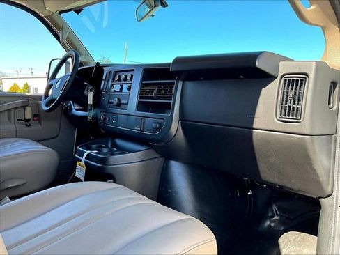 New 2026 Chevrolet Express 2500 image 9
