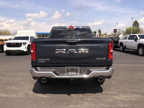 New 2026 RAM 1500 Laramie AWD/4WD image 18