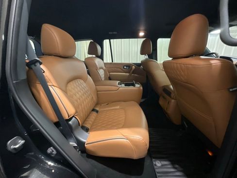 Used 2024 INFINITI QX80 Sensory w/ Cargo Package AWD/4WD image 16