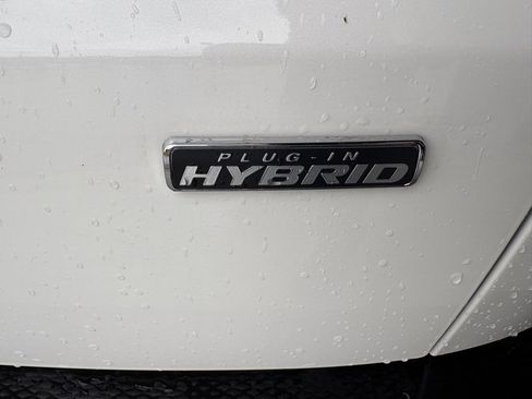 Used 2024 Ford Escape Base w/ PHEV Premium Package image 29