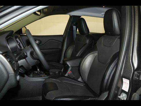 Used 2022 Jeep Cherokee Latitude Lux image 19