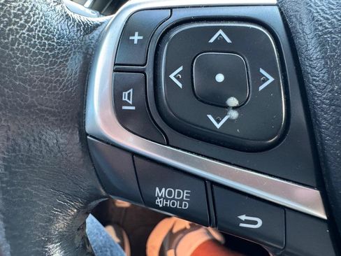 Used 2017 Toyota Camry SE FWD image 18