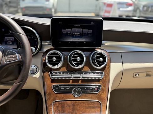 Used 2015 Mercedes-Benz C 300 4MATIC Sedan image 17