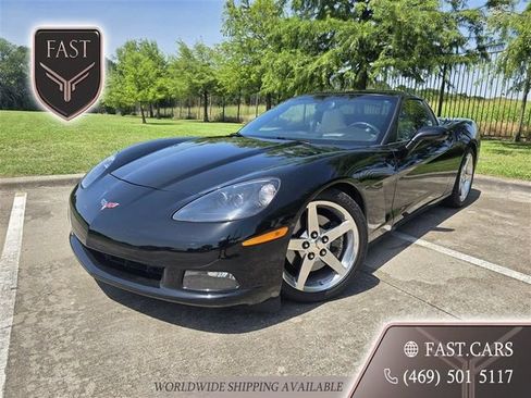 Used 2005 Chevrolet Corvette Coupe w/ Preferred Equipment Group RWD image 1