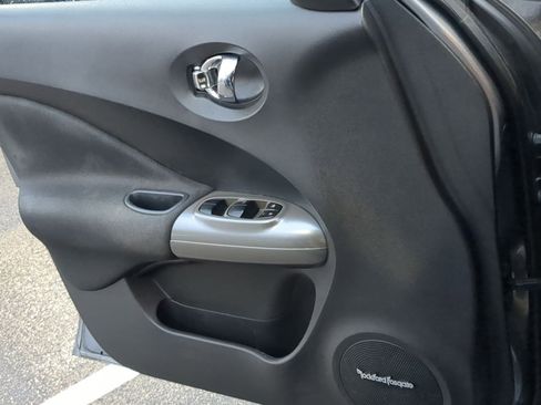 Used 2014 Nissan Juke SV w/ Navigation Package image 13