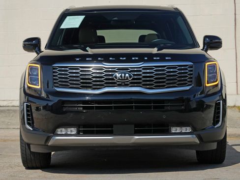 Used 2020 Kia Telluride SX w/ Towing Package FWD image 6