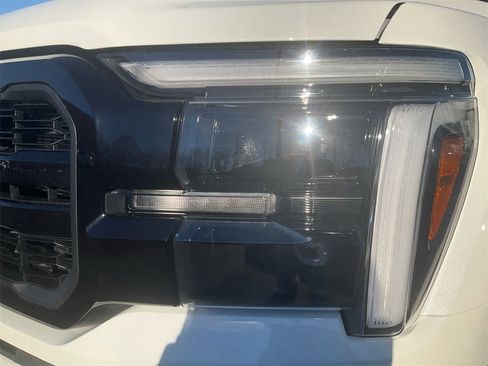 New 2026 Ford F150 Lariat image 9