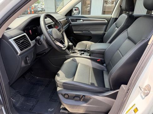 Used 2022 Volkswagen Atlas SE w/ Panoramic Sunroof Package AWD/4WD image 15