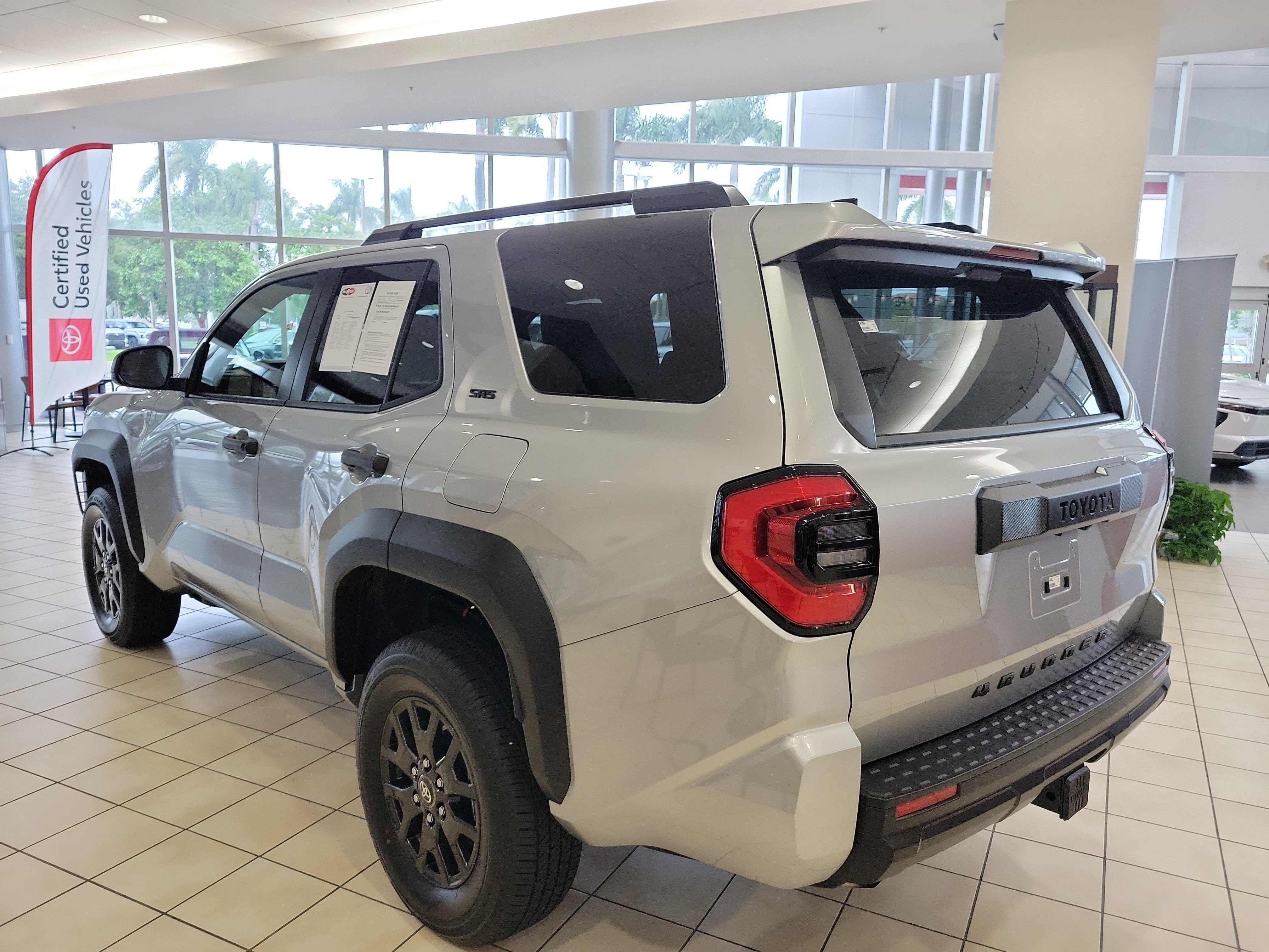 Used 2026 Toyota 4Runner SR5 AWD/4WD image 4