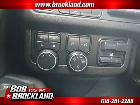 Used 2021 Chevrolet Tahoe High Country w/ Premium Package AWD/4WD image 38