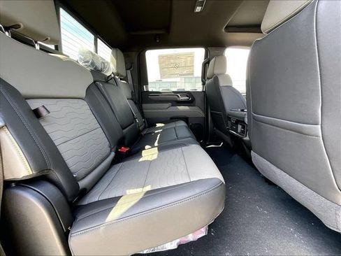 New 2026 Chevrolet Silverado 2500 ZR2 w/ LPO, Dark Essentials Package AWD/4WD image 22