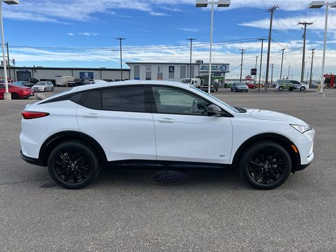 New 2026 Buick Envista Sport Touring image 12