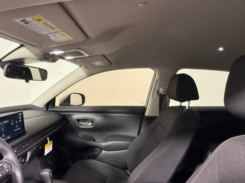 Used 2026 Honda HR-V LX image 31