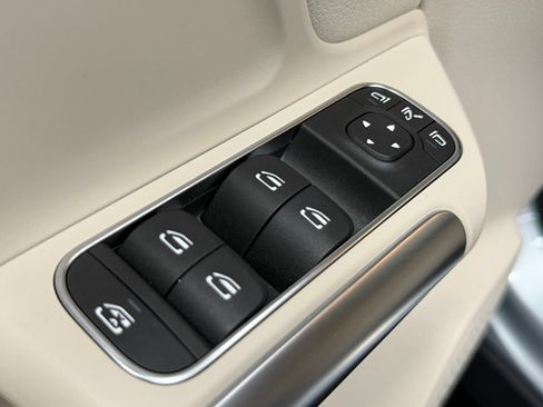 Used 2026 Mercedes-Benz GLA 250 image 21