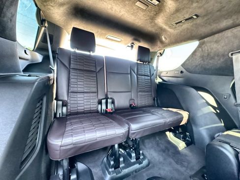 Certified 2023 Cadillac Escalade Sport Platinum AWD/4WD image 40
