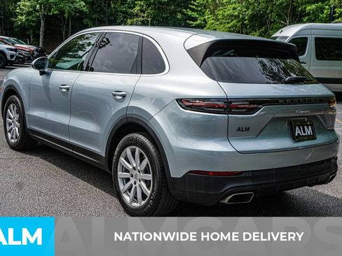 Used 2023 Porsche Cayenne AWD/4WD image 4